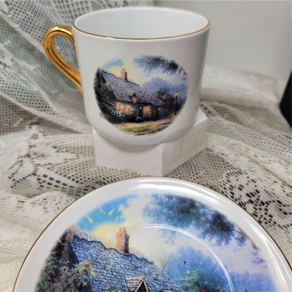Thomas Kinkade Moonlight Cottage Tea Cup and Sauce - Picture 1 of 7